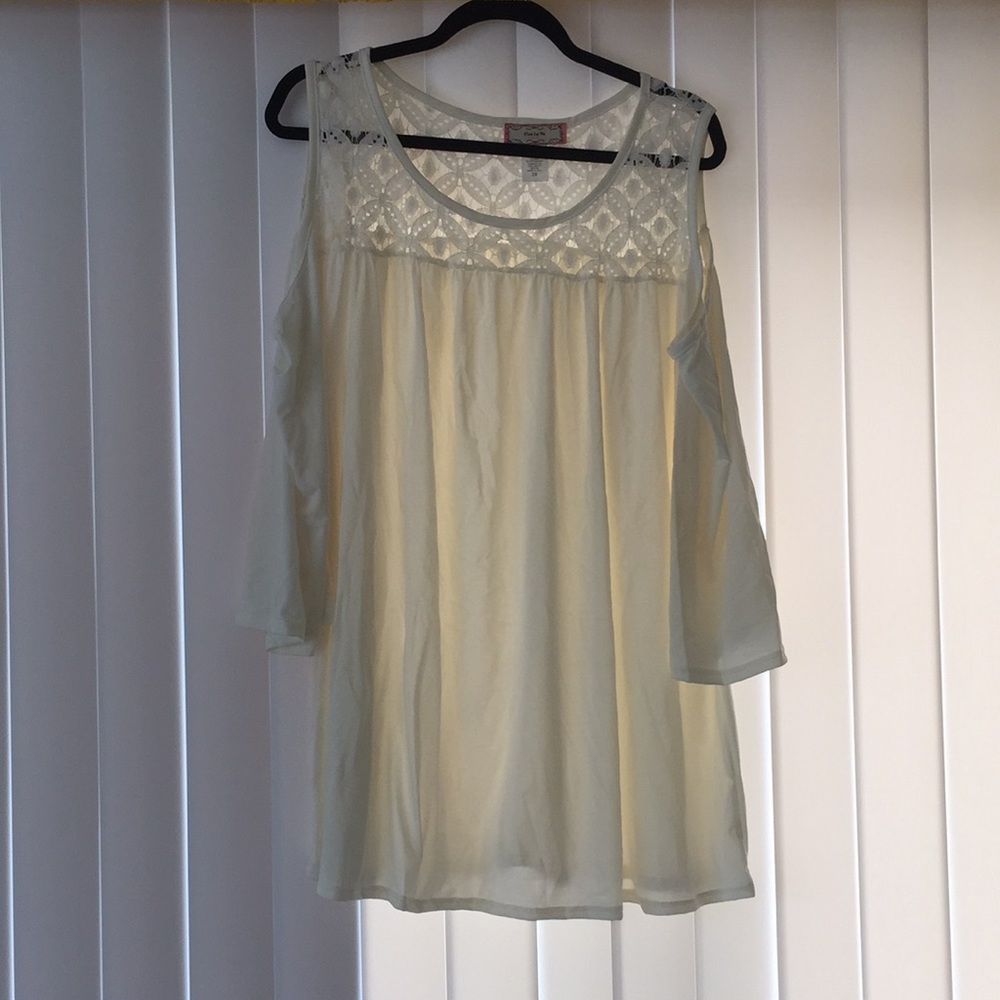 Cold Shoulder top